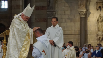 Vignette format Facebook ordinations photo video