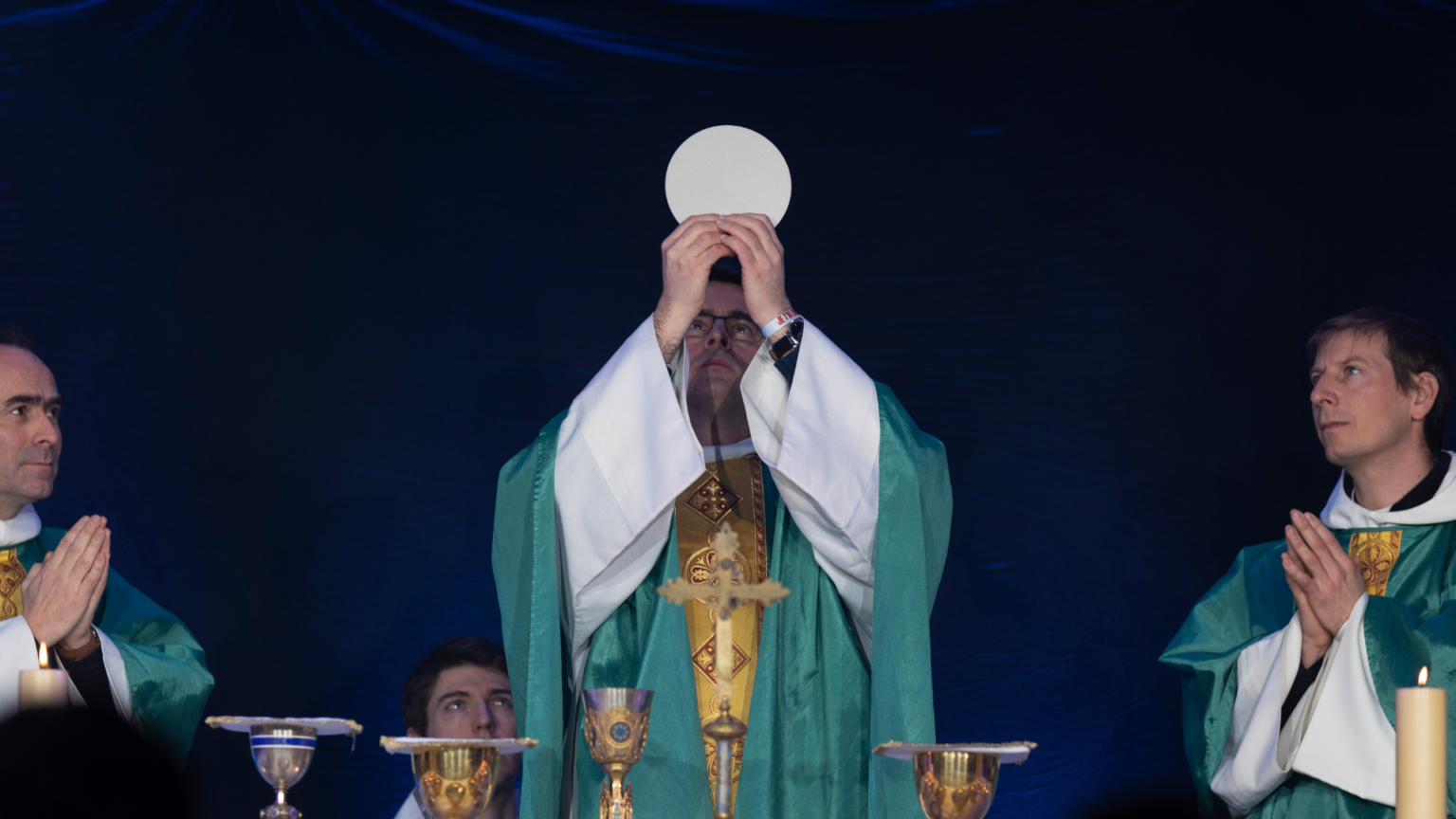 Redécouvrez La fête du SaintSacrement