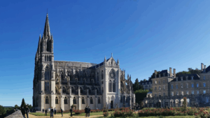 Prier pour les défunts : un acte de charité Montligeon 1